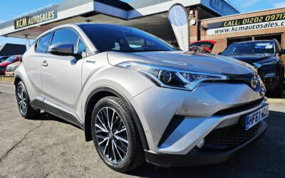 2017/67 TOYOTA C-HR AUTOMATIC/ PETROL HYBRID