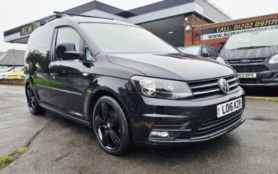 2016 VOLKSWAGEN CADDY 2.0 TDI C20 BLUEMOTION TECH HIGHLINE SWB EURO 6 S/S 5 DOOR MANUAL PANEL VAN 102 PS IN DEEP BLACK PEARL METALLIC COVERED 93,330 MILES