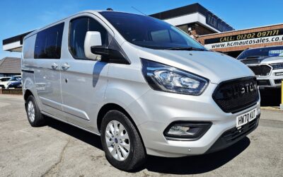 2020/70 FORD TRANSIT CUSTOM 300 LIMITED CREW VAN 6 SEATER