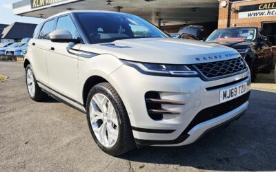 2019/69 LANDROVER RANGE ROVER EVOQUE 2.0 P250 MHEV R-DYNAMIC SE SUV 5 DOOR PETROL AUTOMATIC 4WD EURO 6. ONLY 1 FORMER OWNER FROM NEW COVERED 56,289 MILES